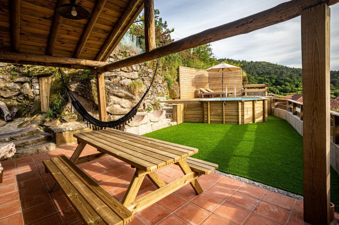 Chale Dos Penedos, Sossego E Piscina Privada Villa Monção Exteriör bild